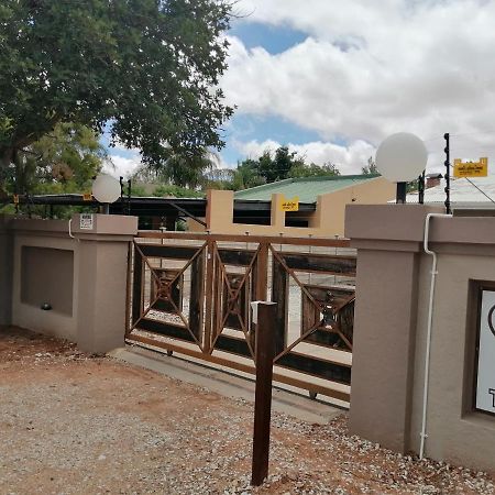 Gemutlich Guesthouse Upington Exterior photo