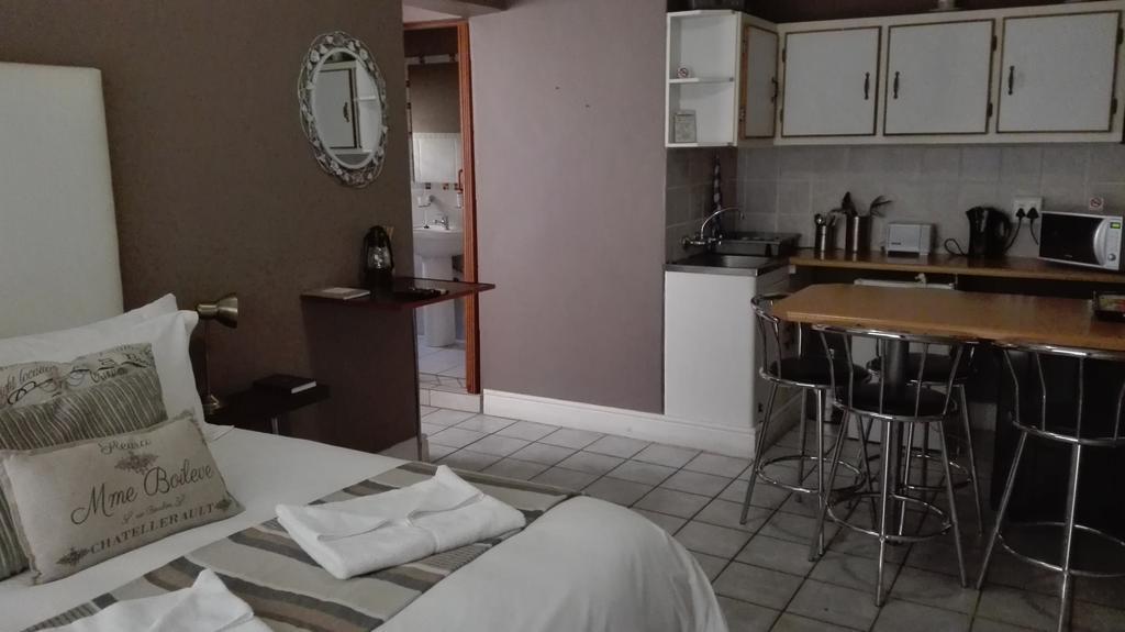 Gemutlich Guesthouse Upington Exterior photo
